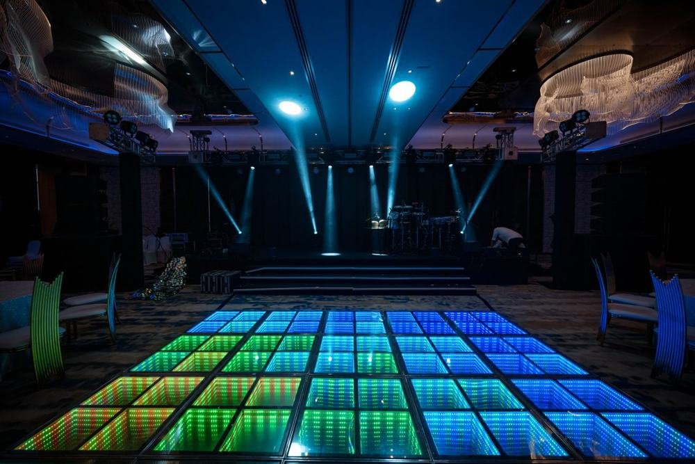 Illuminated glass dance floor