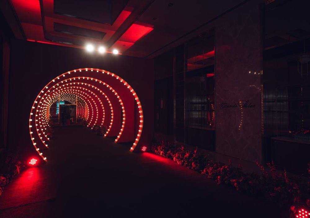 Red light tunnel entrance