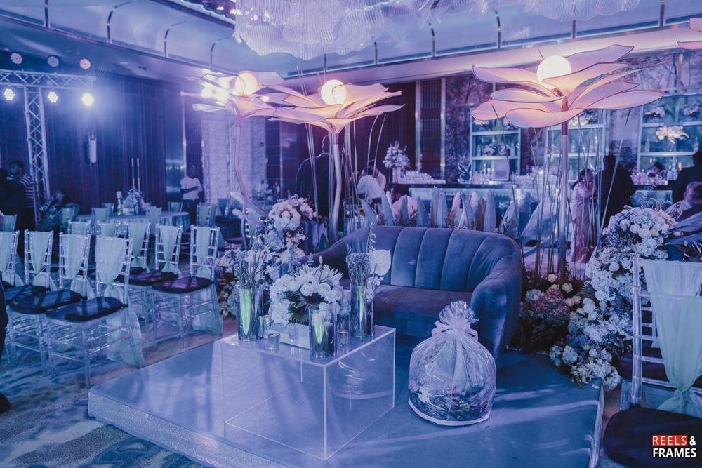 Lounge with oversized floral lamps